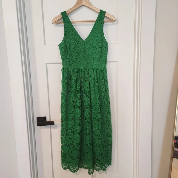 Simply Vera Vera Wang | Dresses | Simply Vera Wang Kelly Green Lace Dress |  Poshmark